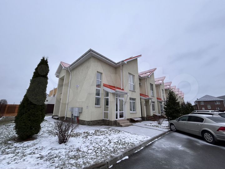 Таунхаус 150 м² на участке 1 сот.