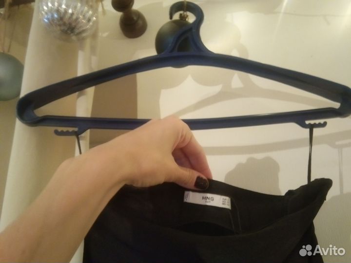 Шелковая облегающая юбка Mango