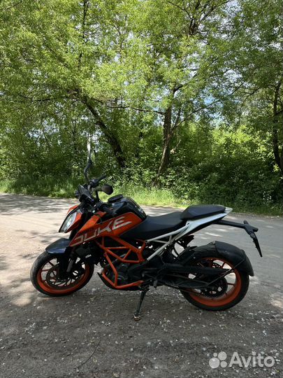 Мотоцикл KTM 390 Duke