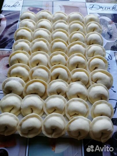 Манты, пельмени, вареники домашние ручной лепки