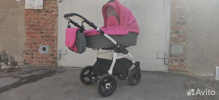 Продам коляску 2 в 1 Dizzy