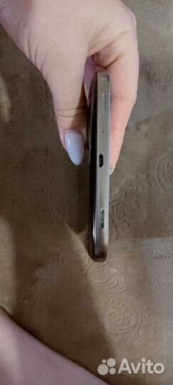 Планшет Samsung Galaxy Tab 3 7.0 SM-T211