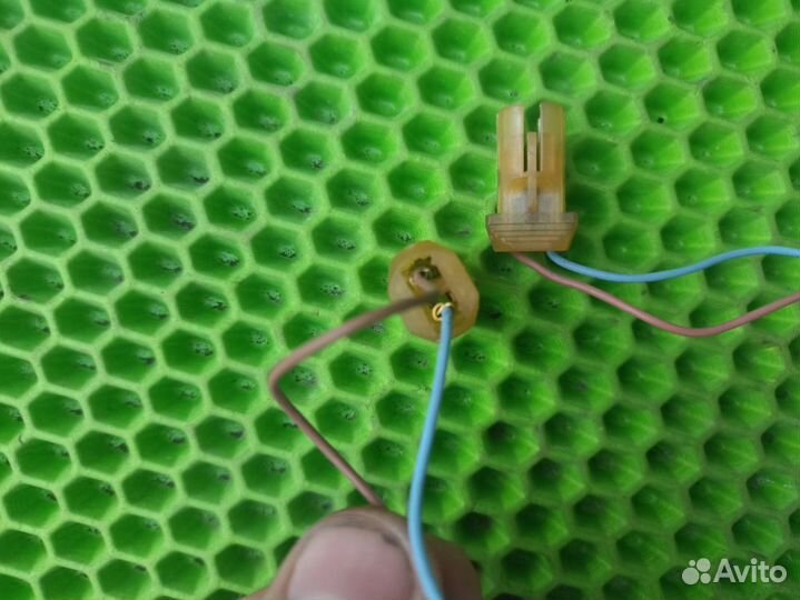 Патрон, цоколь габаритного огня Renault Megane 3