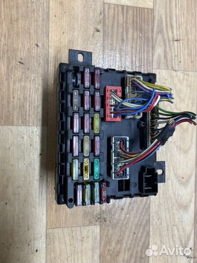 Монтажный блок предохранителей Bravo 95-01 Brava