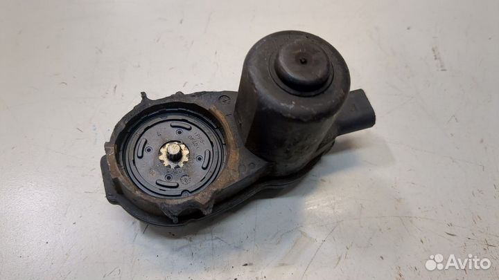 Электропривод ручного тормоза Audi A4 (B8), 2010