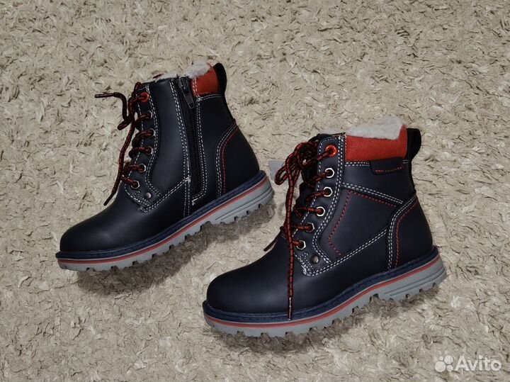 Новые ботинки