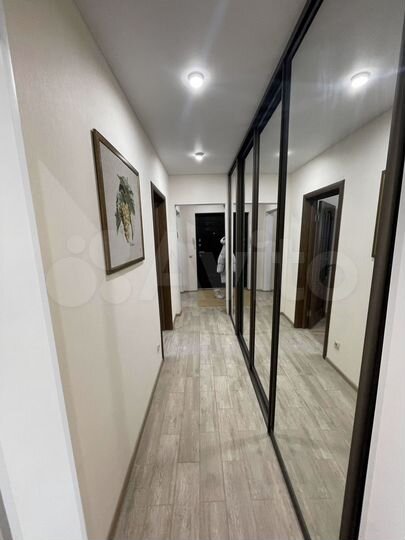 3-к. квартира, 81,3 м², 8/17 эт.