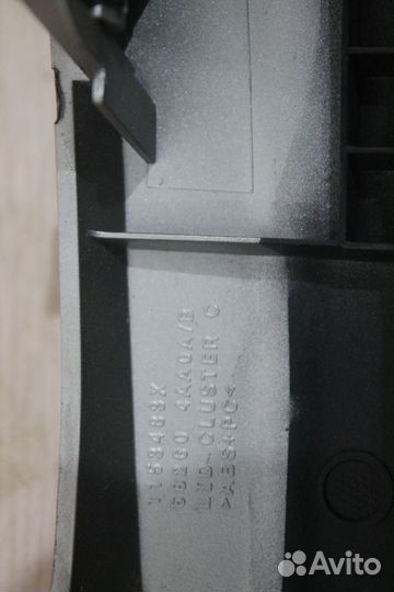 Накладка центральной консоли Nissan Almera G15