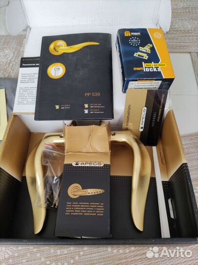 Дверные ручки apecs, новые, межкомнатные с замком