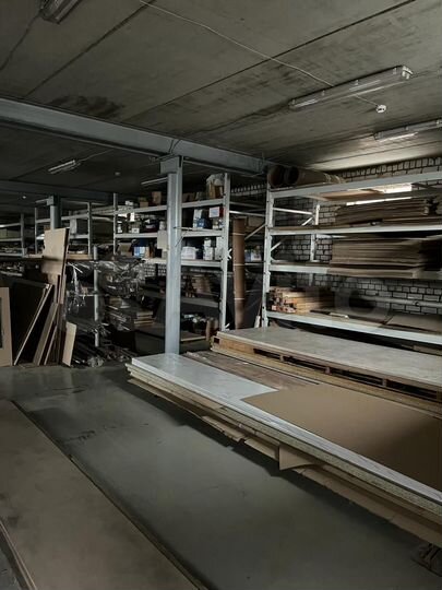 Склад, 300 м²