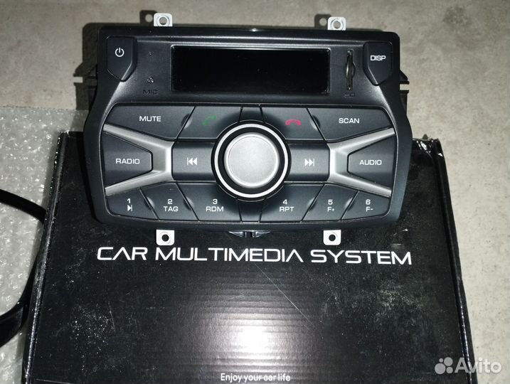 Магнитола Лада Веста +рамка