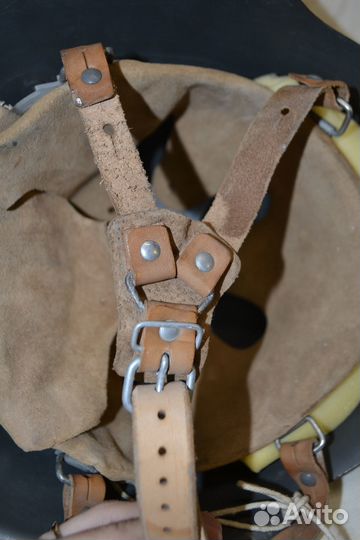 Каска ГДР (2)