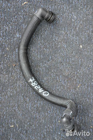 Патрубок вентиляции картерных газов