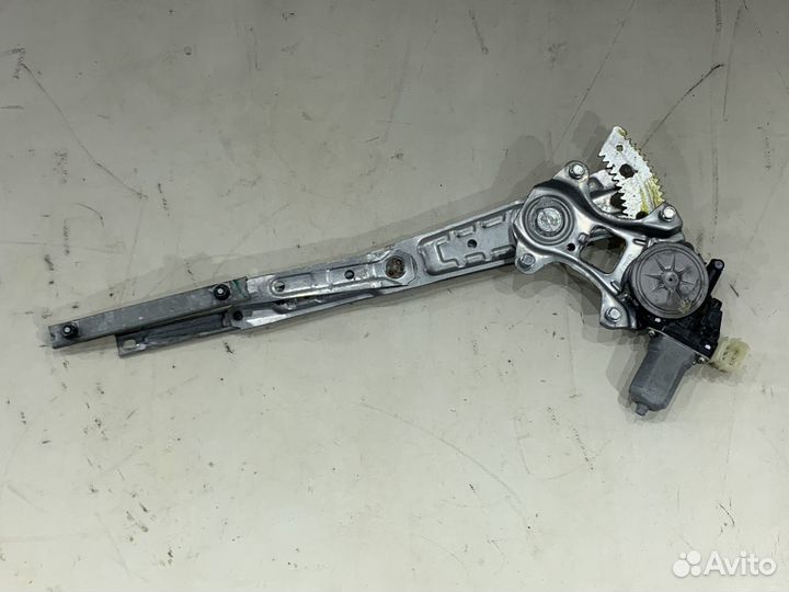 Стеклоподъёмник задней двери Nissan Murano Z52