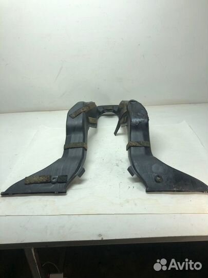 Воздуховод Audi A6 С4 1994-1997