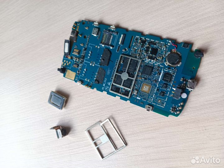 Материнская плата Highscreen Boost