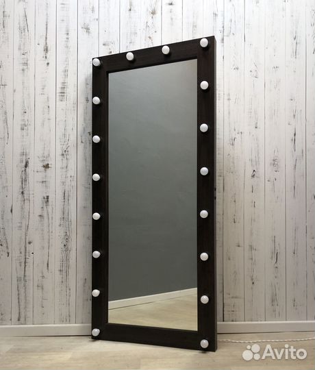 Зеркало с подсветкой