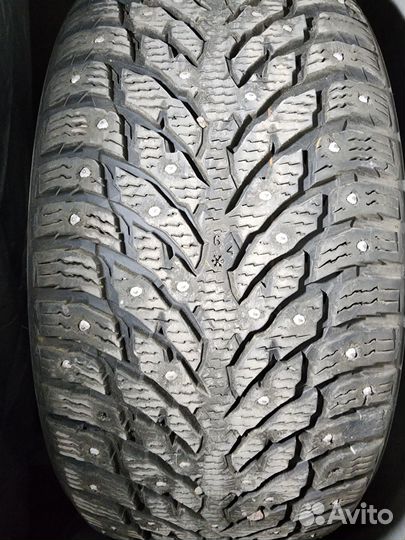 Nokian Tyres Hakkapeliitta 9 245/40 R20