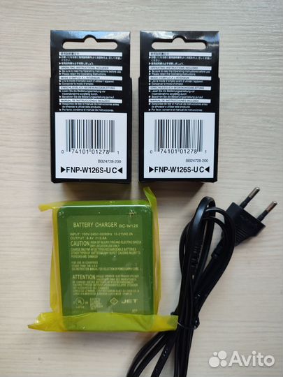 2 шт. Fujifilm np-w126s + Fujifilm BC-W126 Новые