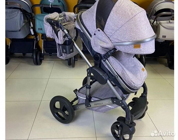 Коляска прогулочная
