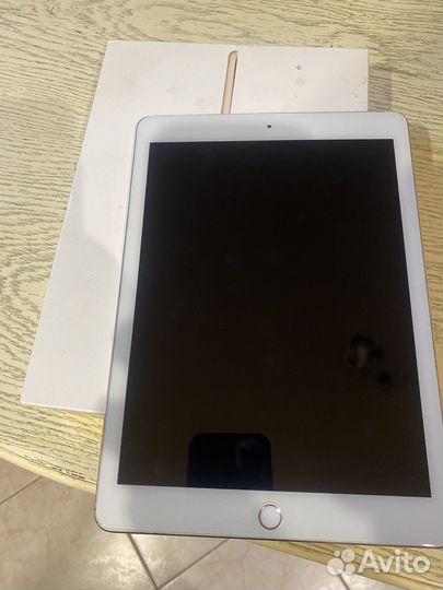 Apple iPad Air 2 16Gb Ростест