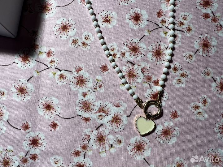 Колье pinkcode studio с белым агатом