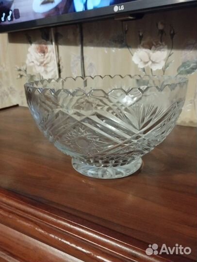 Ваза хрустальная