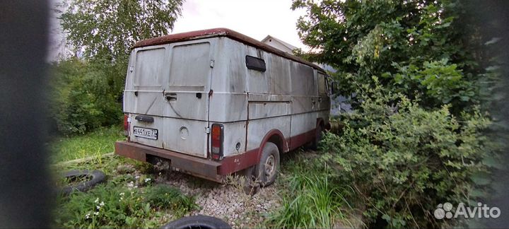 Volkswagen LT цельнометаллический, 1993