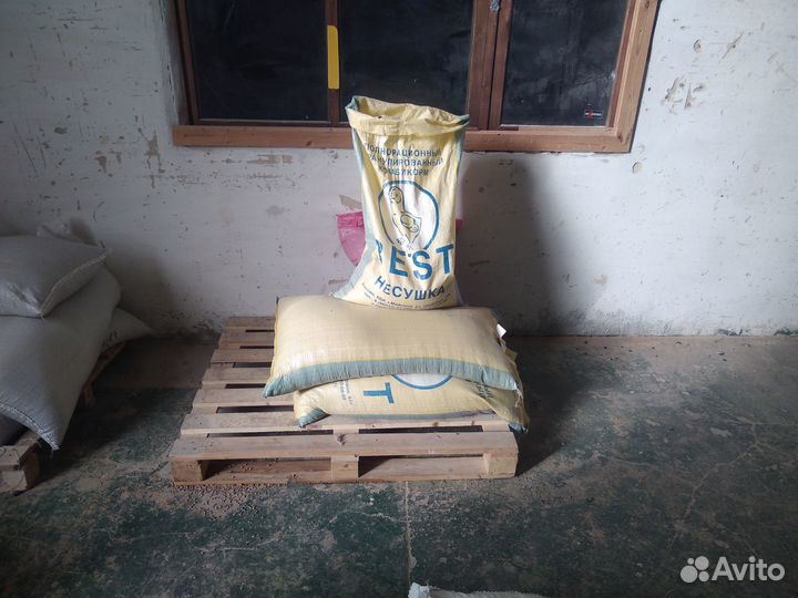 Комбикорм,зерно,корма для животных