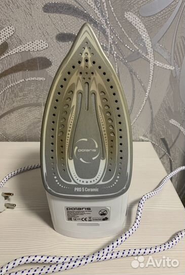 Утюг polaris