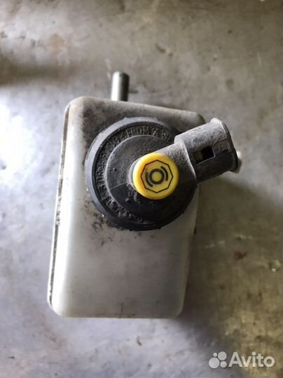 Гтц цилиндр тормоза Renault Logan Sandero Largus