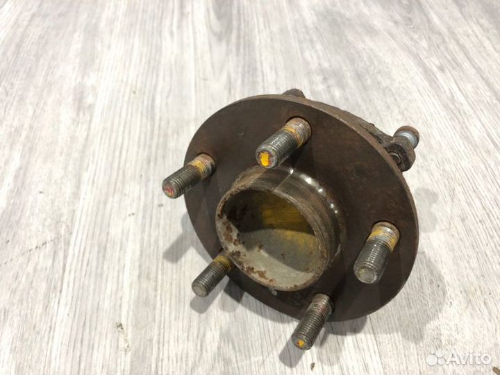 Ступица задняя Ford Focus седан qqdb 2007