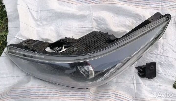 Фара передняя левая Hyundai Solaris 2017+