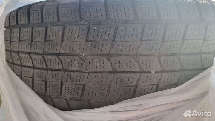 Dunlop DSX 215/60 R17 96Q