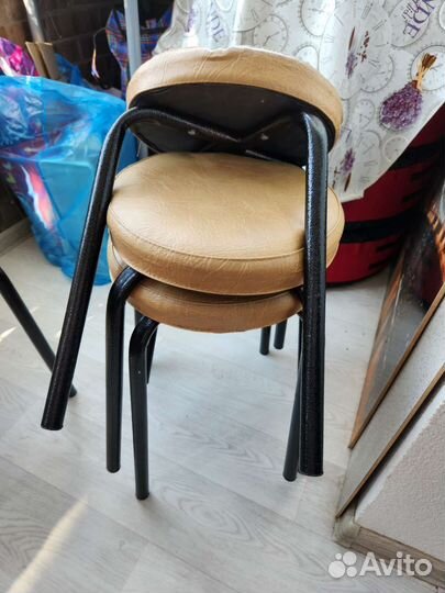 Табуретки 4шт