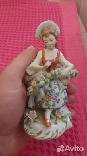 Фарфоровые фигурки