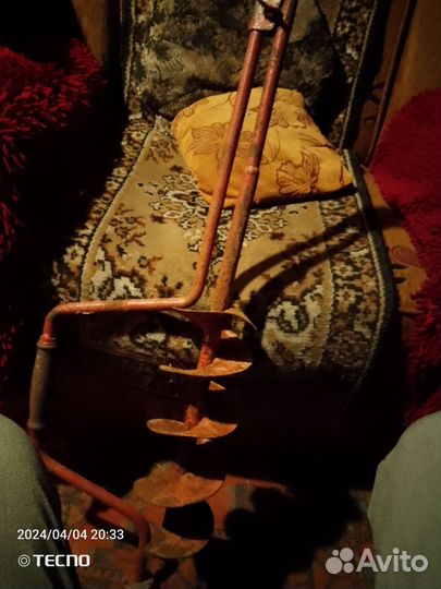 Рыбацкий бур