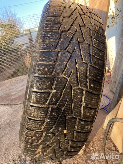 Nexen Winguard 215/60 R17