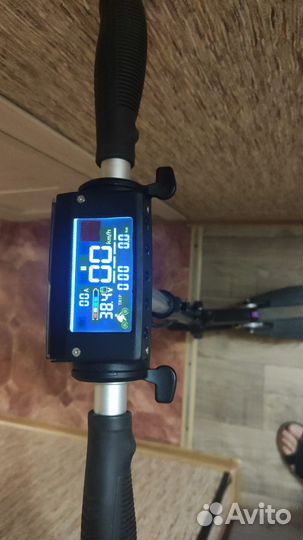 Продам электросамокат. Б/У kugo 3s