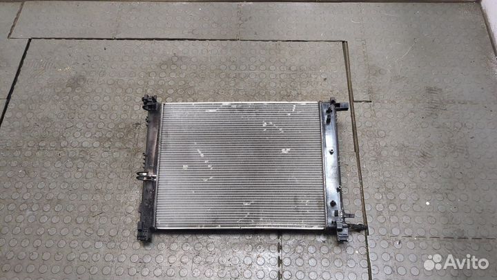 Радиатор охлаждения двигателя Renault Captur 2017, 2017