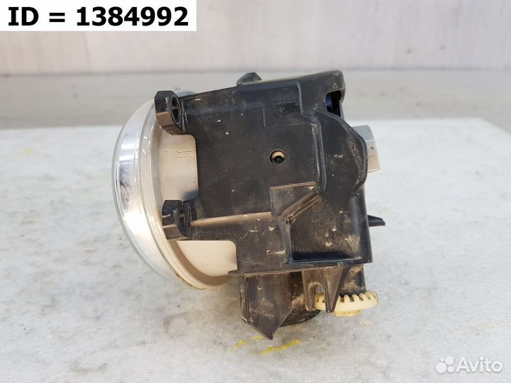 Птф передняя правая Toyota RAV4