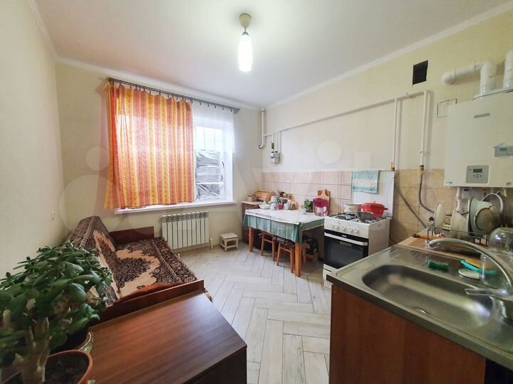 1-к. квартира, 43 м², 1/3 эт.