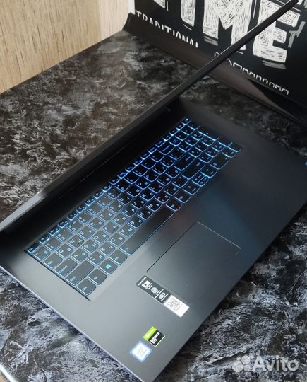 Игровой ноутбук Lenovo 17.3 i5 16Gb ddr4 GTX 1650