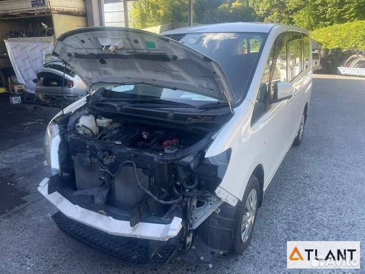 Замок двери передний правый nissan serena