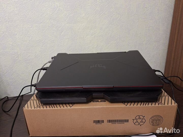 Игровой ноутбук Asus