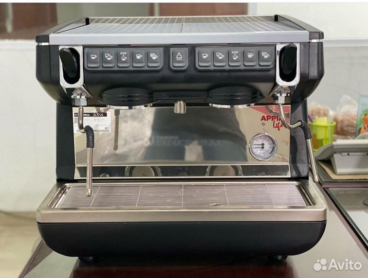 Кофемашина Nuova Simonelli Compact 2 Gr V