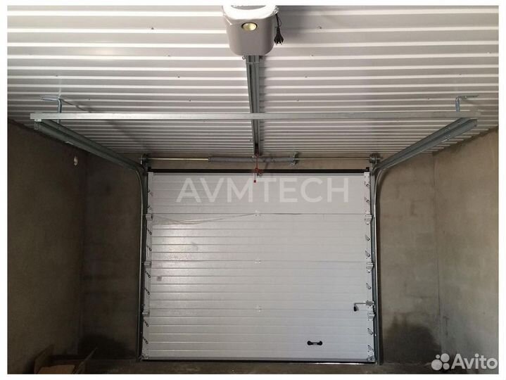 Секционные ворота для гаража