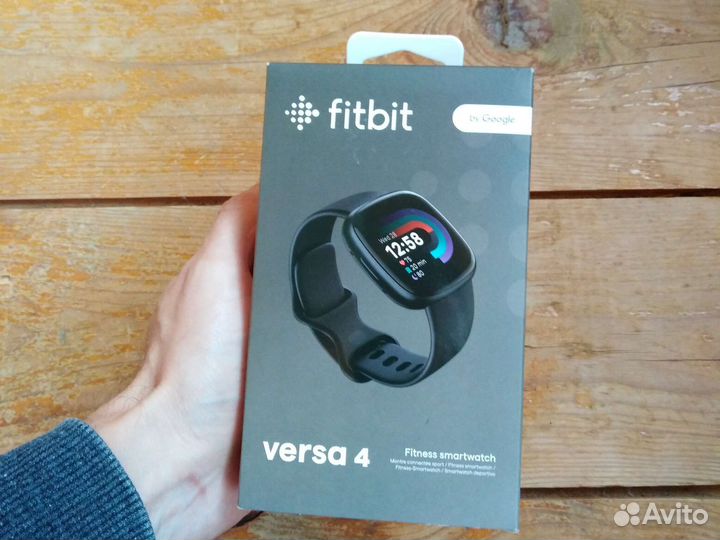 Fitbit Versa 4