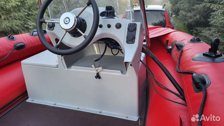 Лодка пвх Фрегат 550 FM Jet (фм Джет) Красный