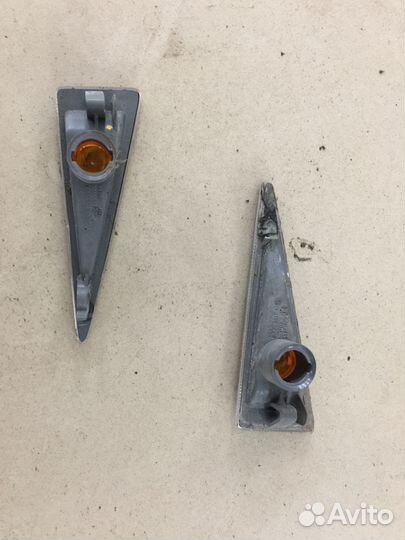 Указатель поворота Renault Megane II